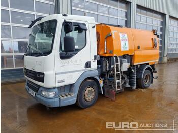  2012 DAF LF45.180 - 道路清扫机