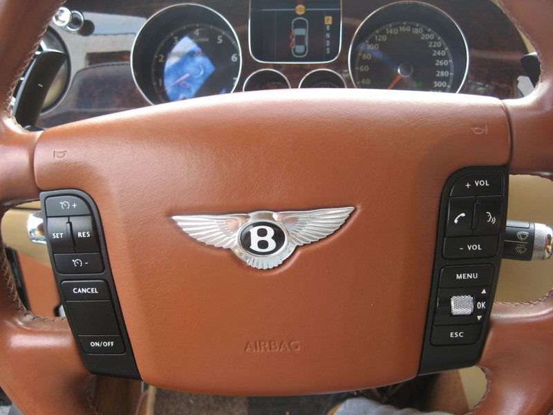 汽车 Bentley Continental Flying Spur 6.0 W12 , Full Option：图13
