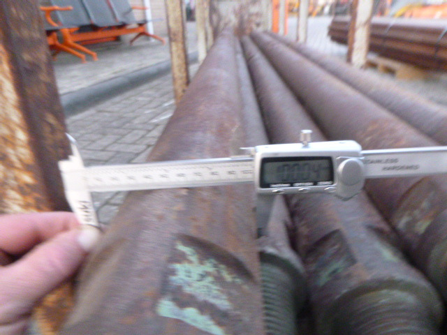 钻机 Drilling pipes API 100 mm - 150 cm：图10