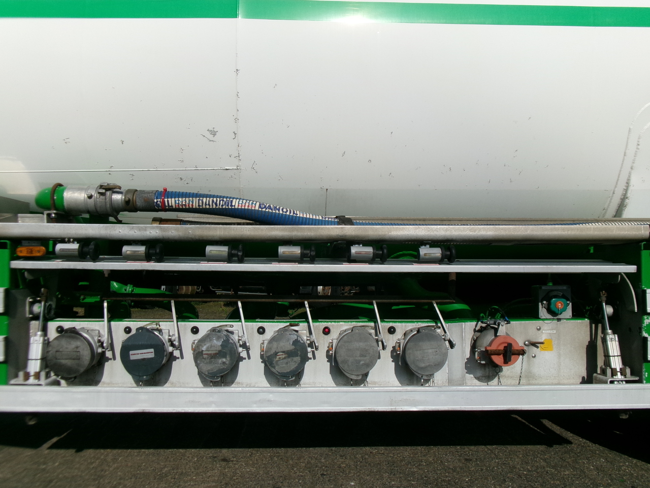 液罐半拖车 用于运输 燃料 Feldbinder Fuel tank alu 42 m3 / / 6 comp + pump：图11