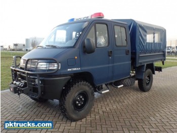 Fiat 4x4 Personnelcarrier SMT55 - 小型巴士