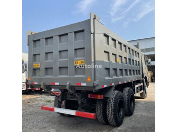 翻斗车 HOWO 6x4 drive 10 wheeled tipper truck metallic gray color：图4