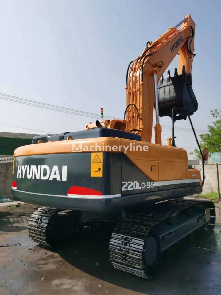 履带式挖掘机 Hyundai R220LC-9S：图3