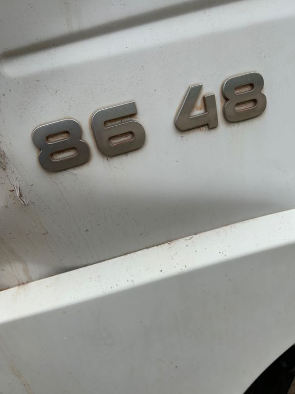 翻斗车 Iveco Astra 86 48 8x4 Unfall Kipper：图10