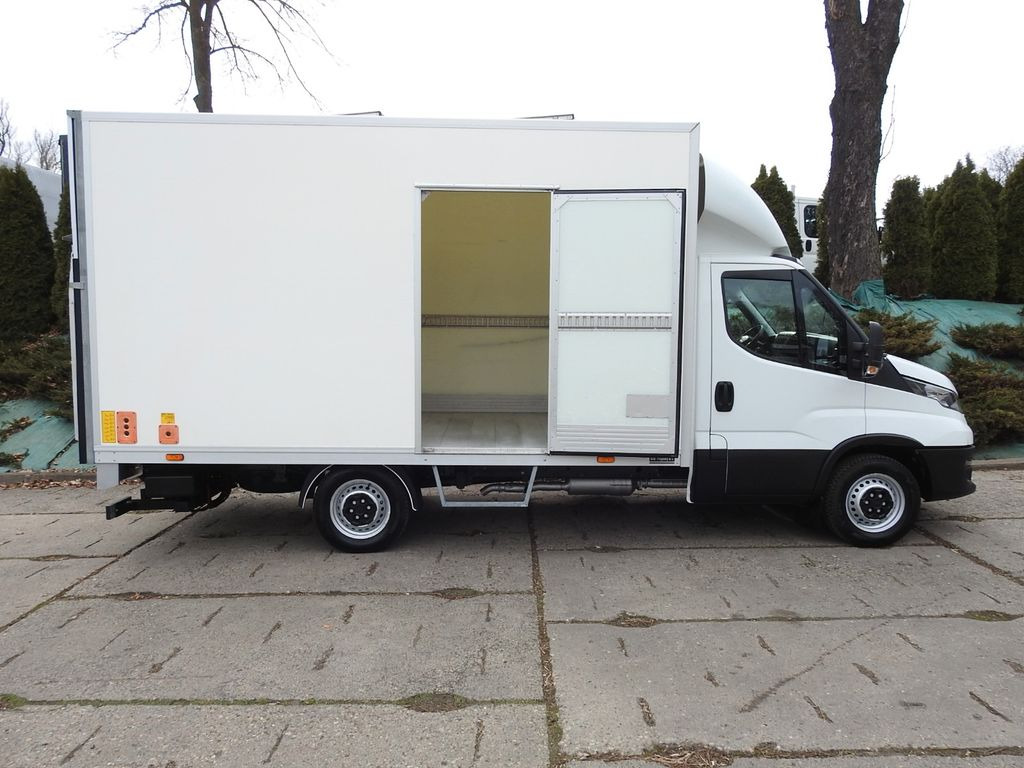 Iveco DAILY 35S14 KOFFER 8 PALETTEN AUFZUG A/C  租赁 Iveco DAILY 35S14 KOFFER 8 PALETTEN AUFZUG A/C：图9