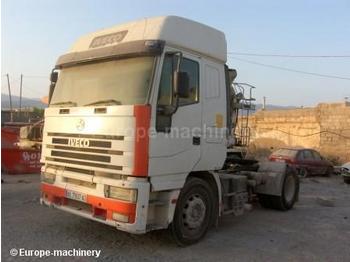 Iveco LD440E47/P - 牵引车