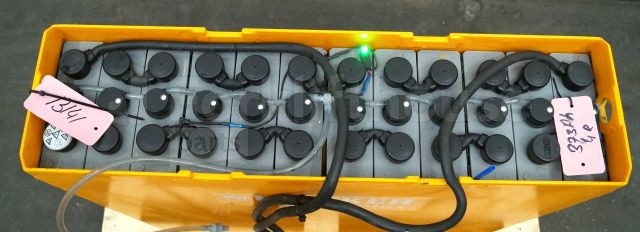 电池 适用于 材料装卸设备 Jungheinrich unknown Battery 24V465Ah 24 3PZS465 year 21/2020 370 kg dimensions 78,5x21x79cm sn. 7483488001：图2