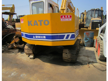 KATO HD250 - 履带式挖掘机