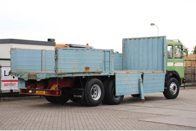 栏板式/ 平板卡车 MAN 33.321 33.000 kg 6 X 2 FULL STEEL：图13