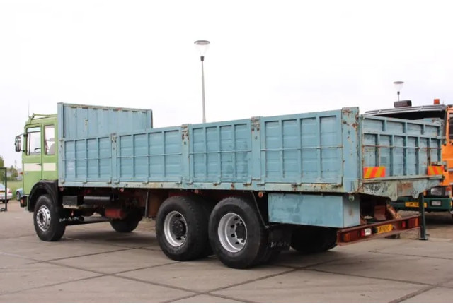 栏板式/ 平板卡车 MAN 33.321 33.000 kg 6 X 2 FULL STEEL：图6
