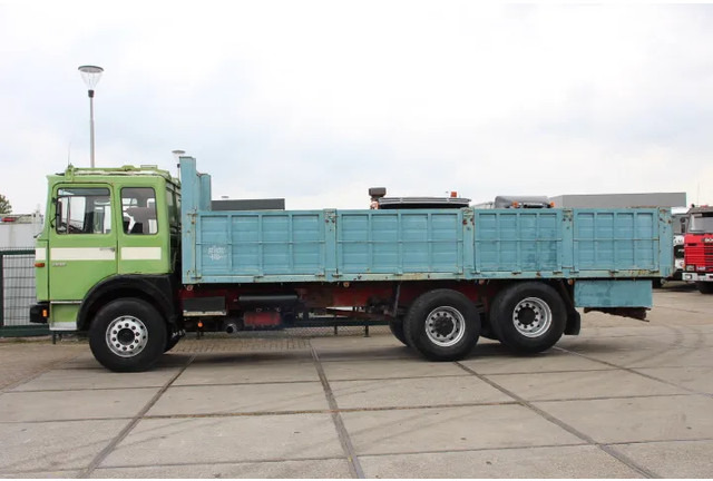 栏板式/ 平板卡车 MAN 33.321 33.000 kg 6 X 2 FULL STEEL：图4