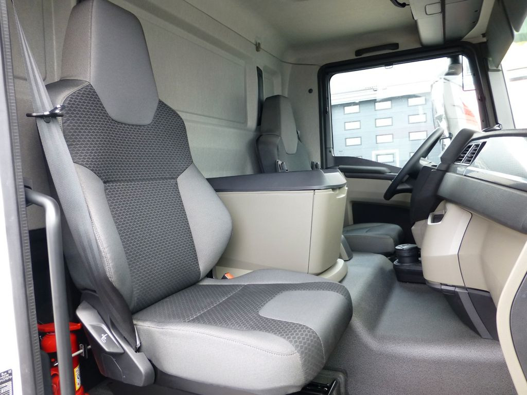 新的 厢式卡车 MAN TGL 12.220 4x2 BL CH Premium Koffer LBW Sofort!：图18