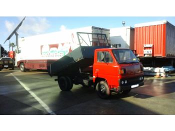 MITSUBISHI Canter left hand drive FE110 2.7 diesel 6 tyres 3 way - 翻斗车
