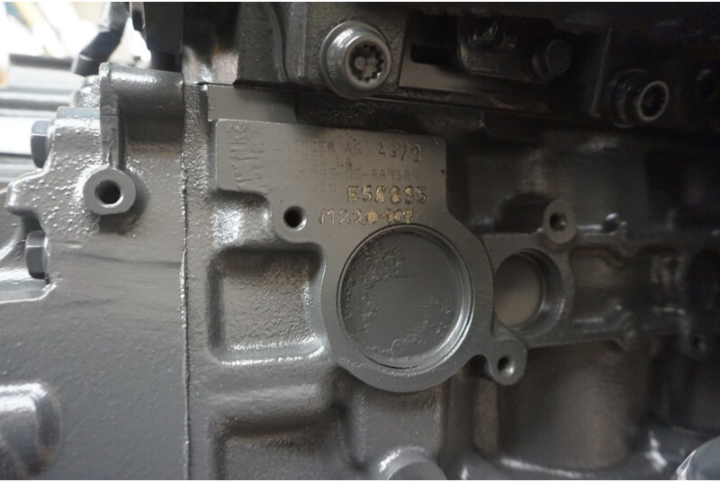 发动机 适用于 卡车 Mercedes-Benz OM926LA EURO5 330PS：图5