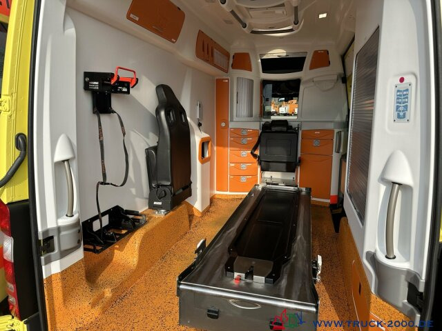 救护车 Mercedes-Benz Sprinter 416 RTW Ambulance Delfis Rettung Autom.：图8