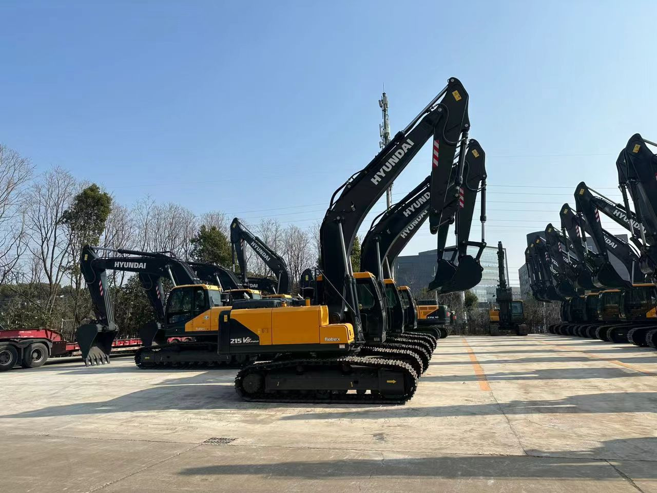 履带式挖掘机 NEW HYUNDAI R215VS 2024 brand excavator for sale：图12