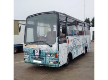 NISSAN 70/6D left hand drive 4.0 diesel 29 seats - 小型巴士