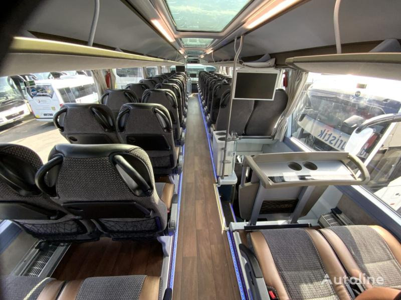 城市巴士 Neoplan Skyliner L：图24
