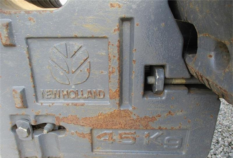 对重装置 适用于 农业机械 New Holland til frontlift med A-ramme på：图2