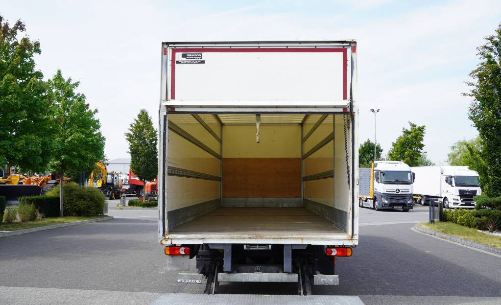 厢式卡车 RENAULT Renault D12 E6 / Container 18 pallets / Lift：图19