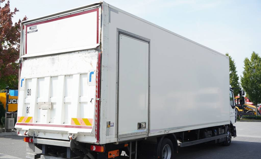 厢式卡车 RENAULT Renault D12 E6 / Container 18 pallets / Lift：图5