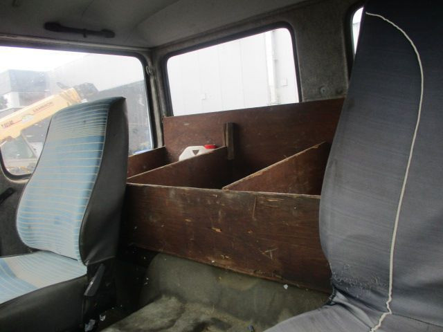 驾驶室底盘卡车 Renault M160：图10