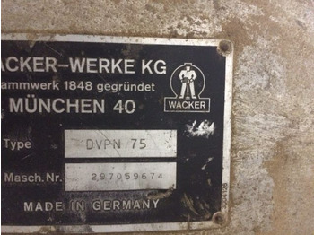 Reserviert • Gelöscht • 
                    Rüttelplatte Wacker DVPN 75 - 振动板：图3