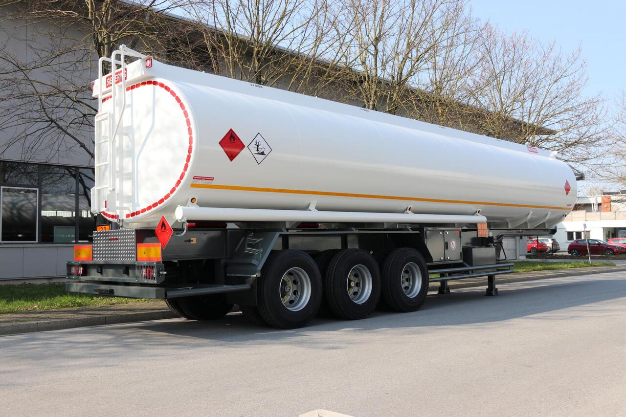 新的 液罐半拖车 用于运输 燃料 Sievering 45000 LITRES ADR SEMI REMORQUE CITERNE DE CARBURANT：图2