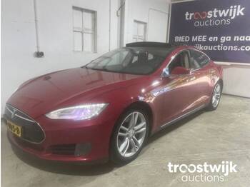 Tesla 70D Base - 汽车