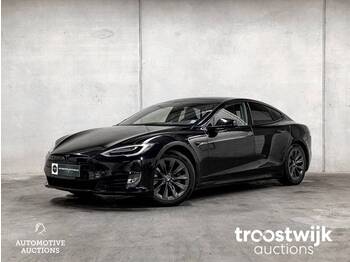 Tesla Model S 75D Base - 汽车