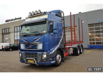 Volvo FH16.700 Globetrotter, Euro 5 - 林业拖车