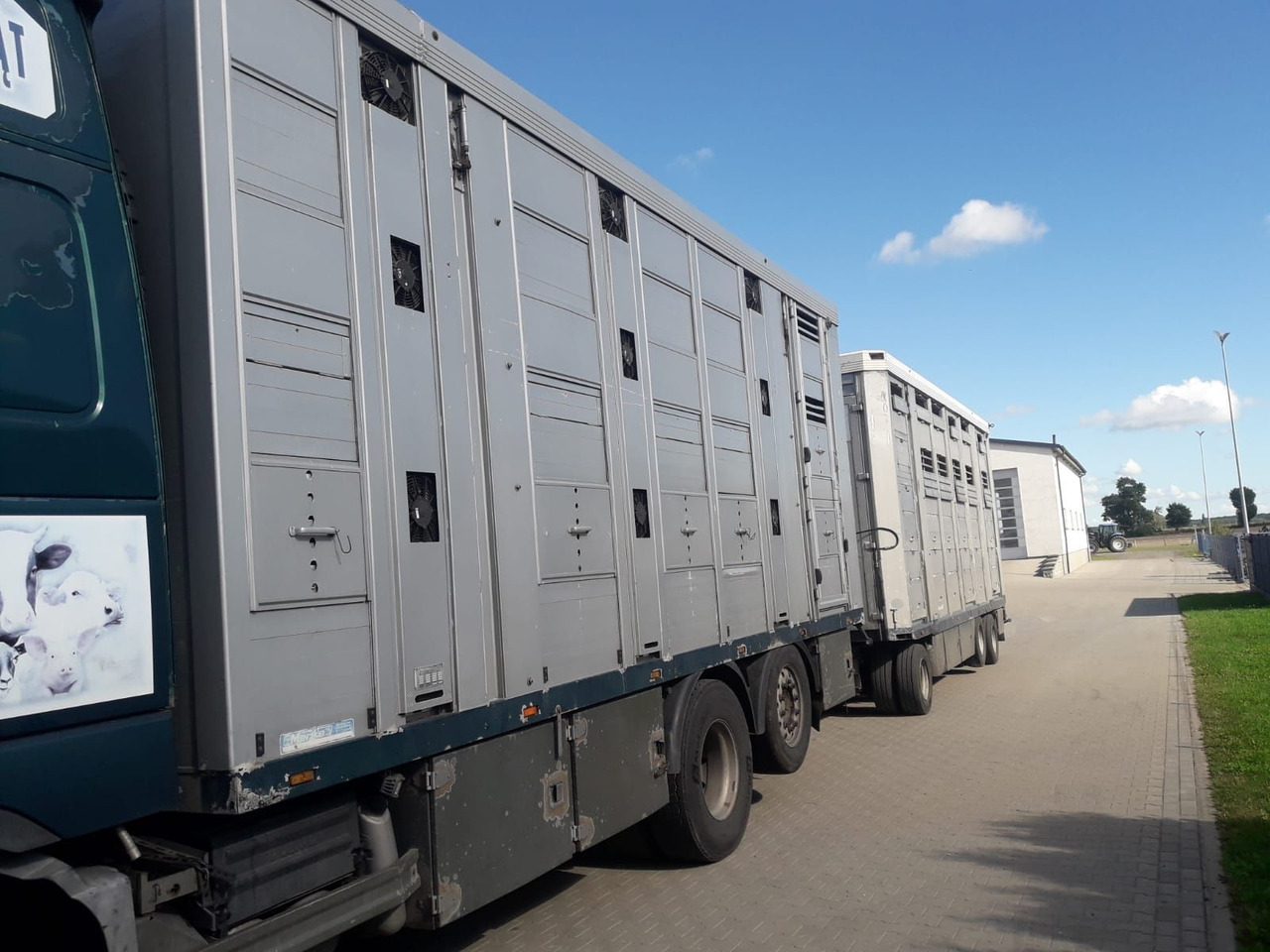 牲畜运输车 Volvo FH 12 Animal transporter：图6