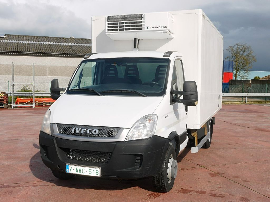 Iveco 60C15 65 70 DAILY KUHLKOFFER THERMOKING V500 A/C  - 冷藏货车：图5