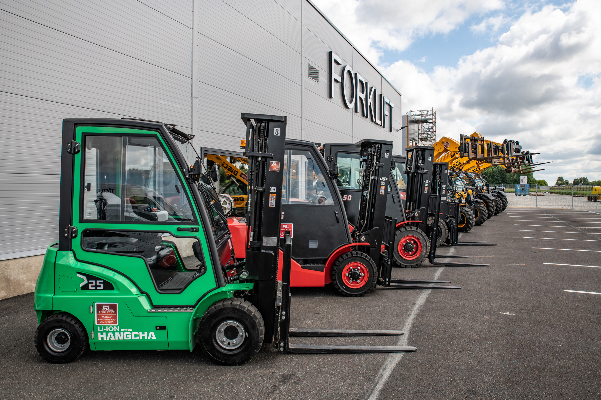 FORKLIFT OU - 材料装卸设备 LINDE H30 - 年: 2013, 租金 undefined：图2