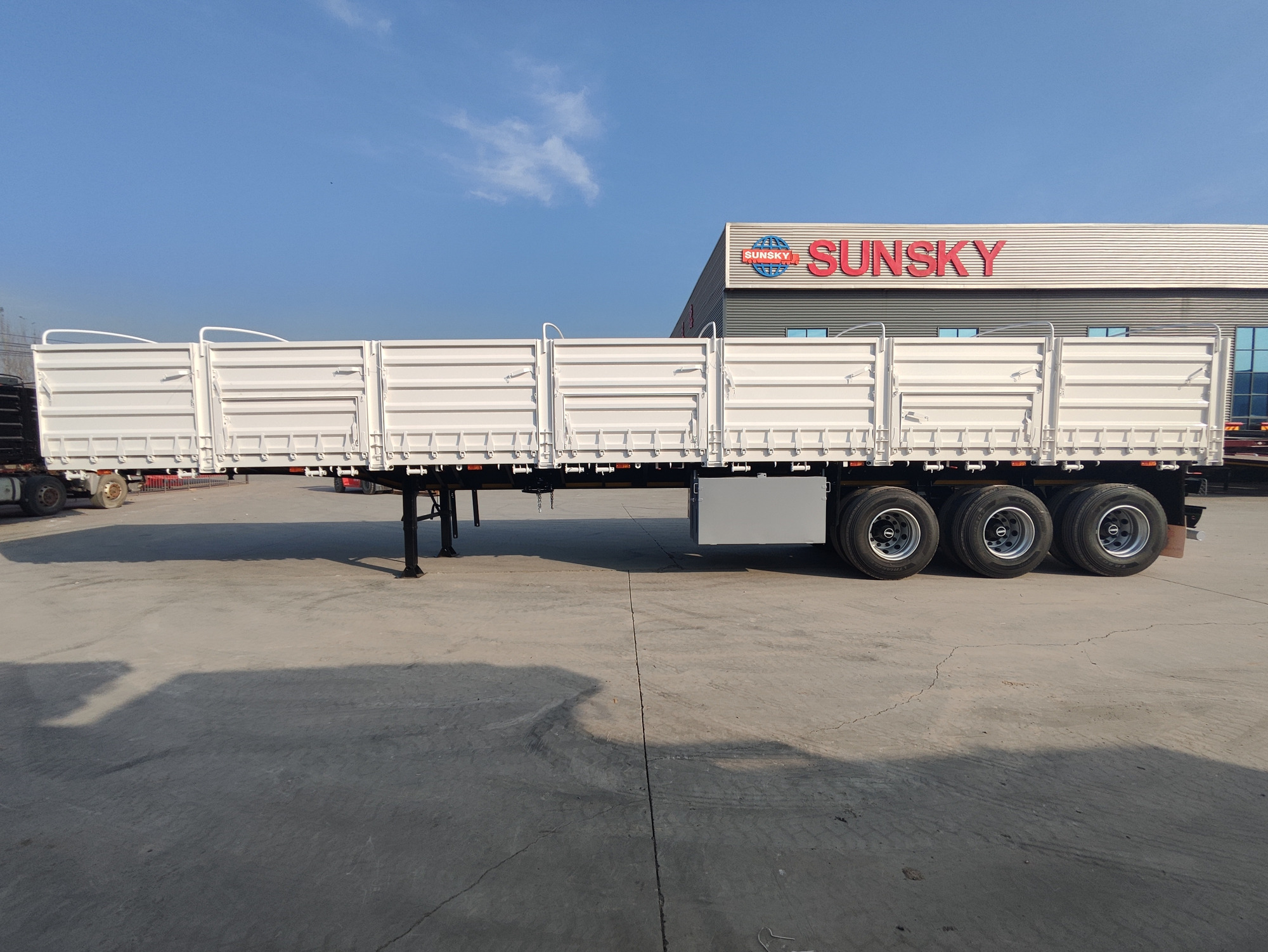 Xiamen Sunsky Vehicle Co.,Ltd - 卡车 - 8x4, 欧洲2类, 柴油 undefined:图13