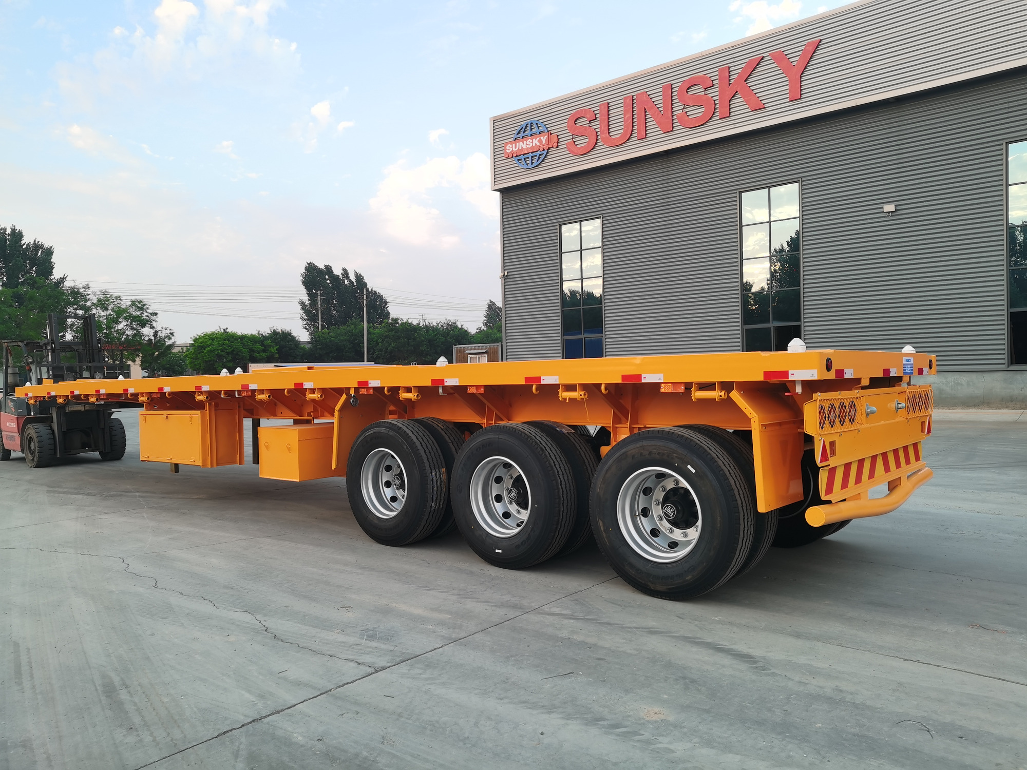 Xiamen Sunsky Vehicle Co.,Ltd - 卡车 - 8x4, 欧洲2类, 柴油 undefined:图4