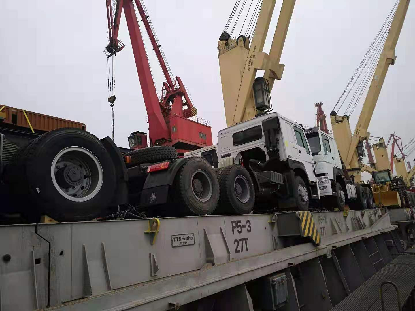 Shandong Guhong Auto Industrial CO., LTD - 卡车 - 年: 2020, 6x4, 空调 undefined：图8
