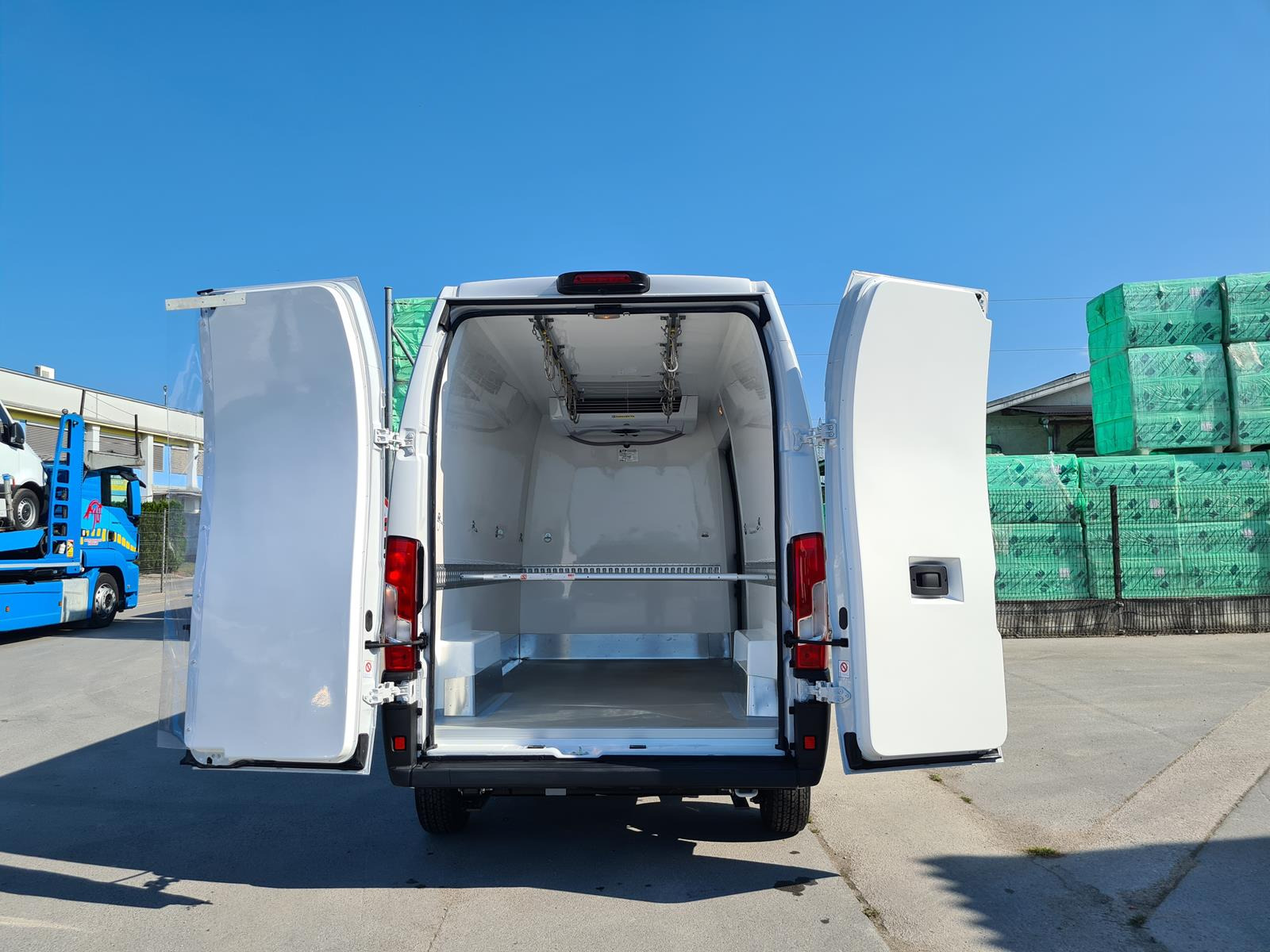 RINZ ROS d.o.o. (GmbH) - 小型货车 - 年: 2024 undefined：图34