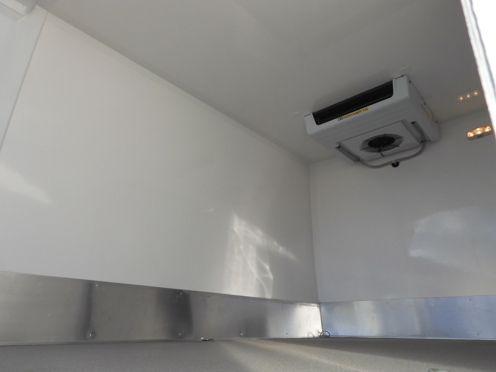 RINZ ROS d.o.o. (GmbH) - 小型货车 - 年: 2024 undefined：图54