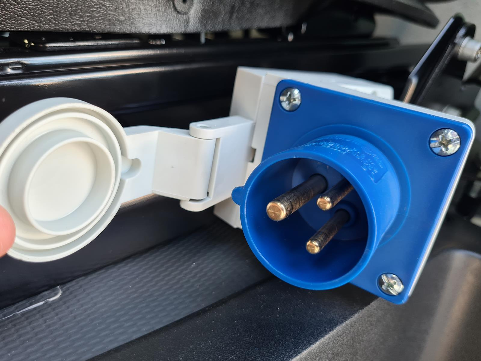 RINZ ROS d.o.o. (GmbH) - 小型货车 - 年: 2024 undefined：图43