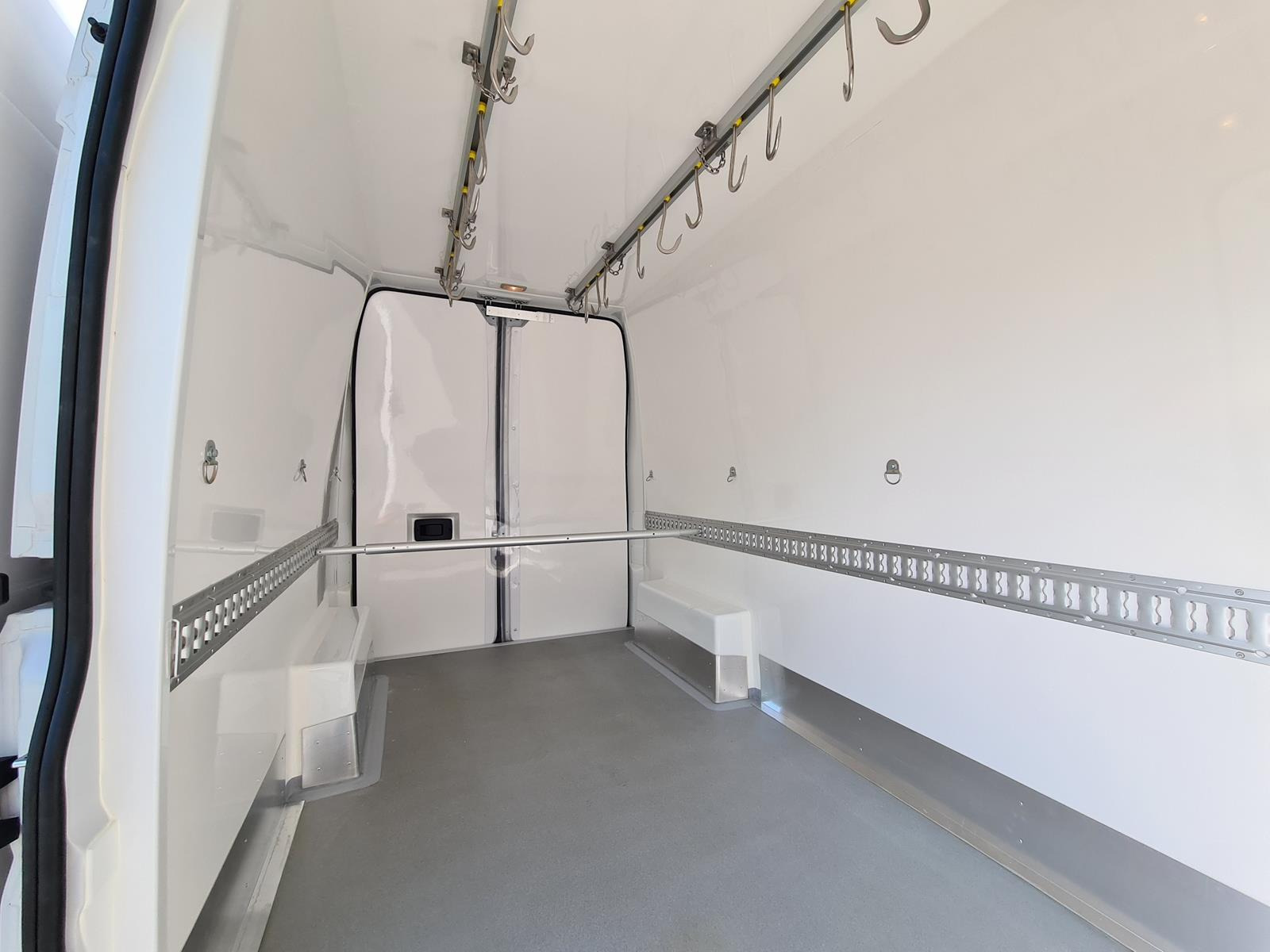 RINZ ROS d.o.o. (GmbH) - 小型货车 - 年: 2024 undefined：图38