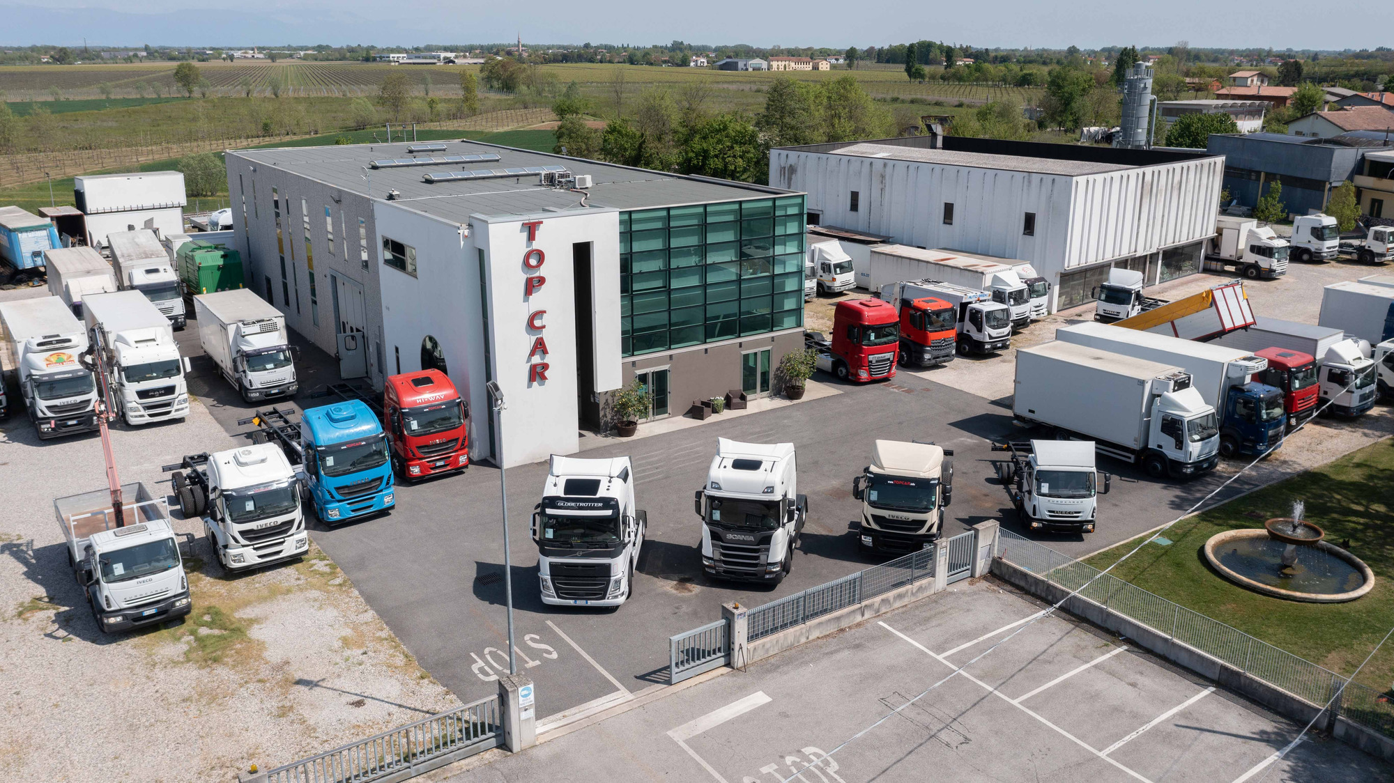 TOP CAR S.R.L. - 牵引车 MERCEDES-BENZ undefined:图5