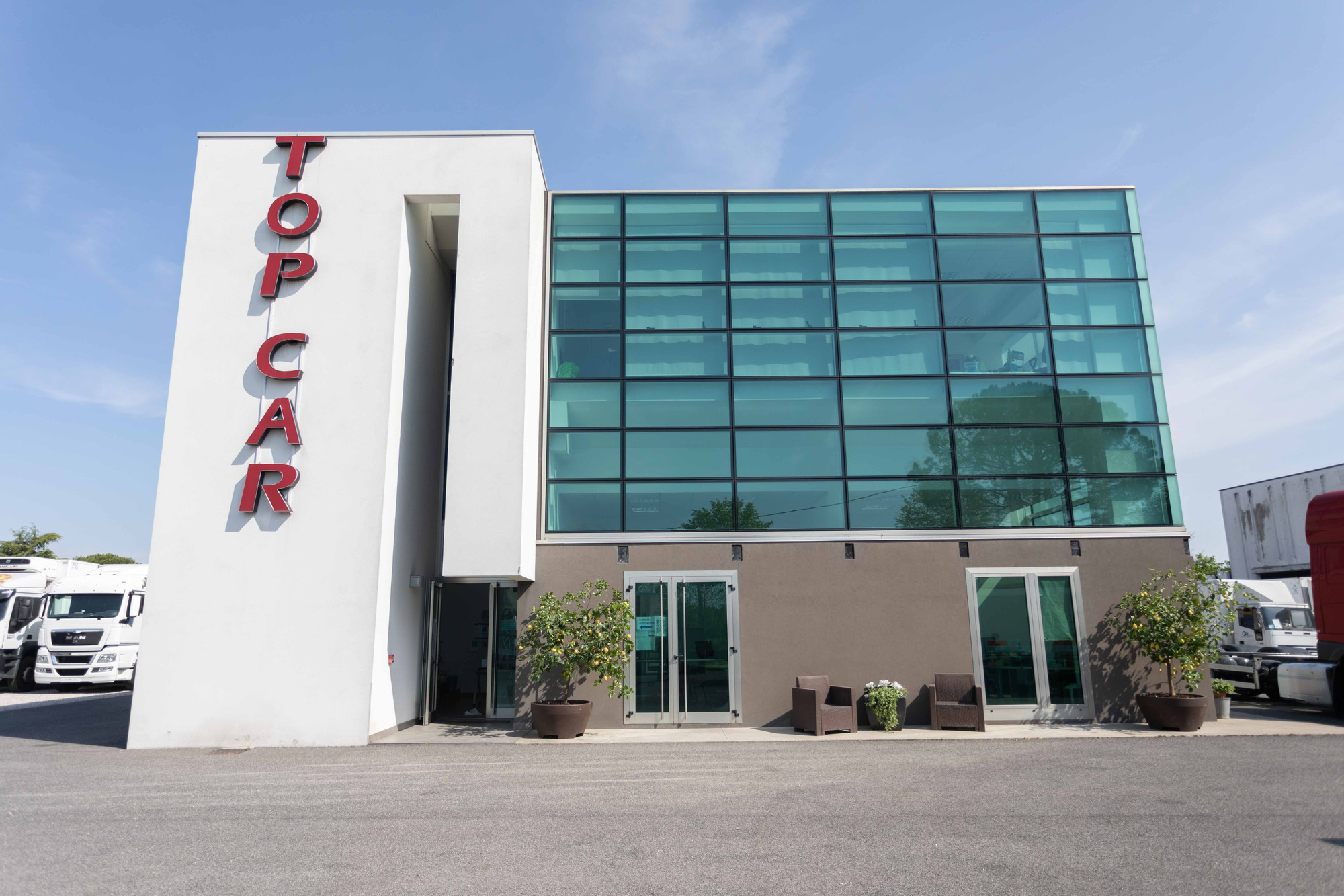 TOP CAR S.R.L. - 牵引车 MERCEDES-BENZ undefined:图4