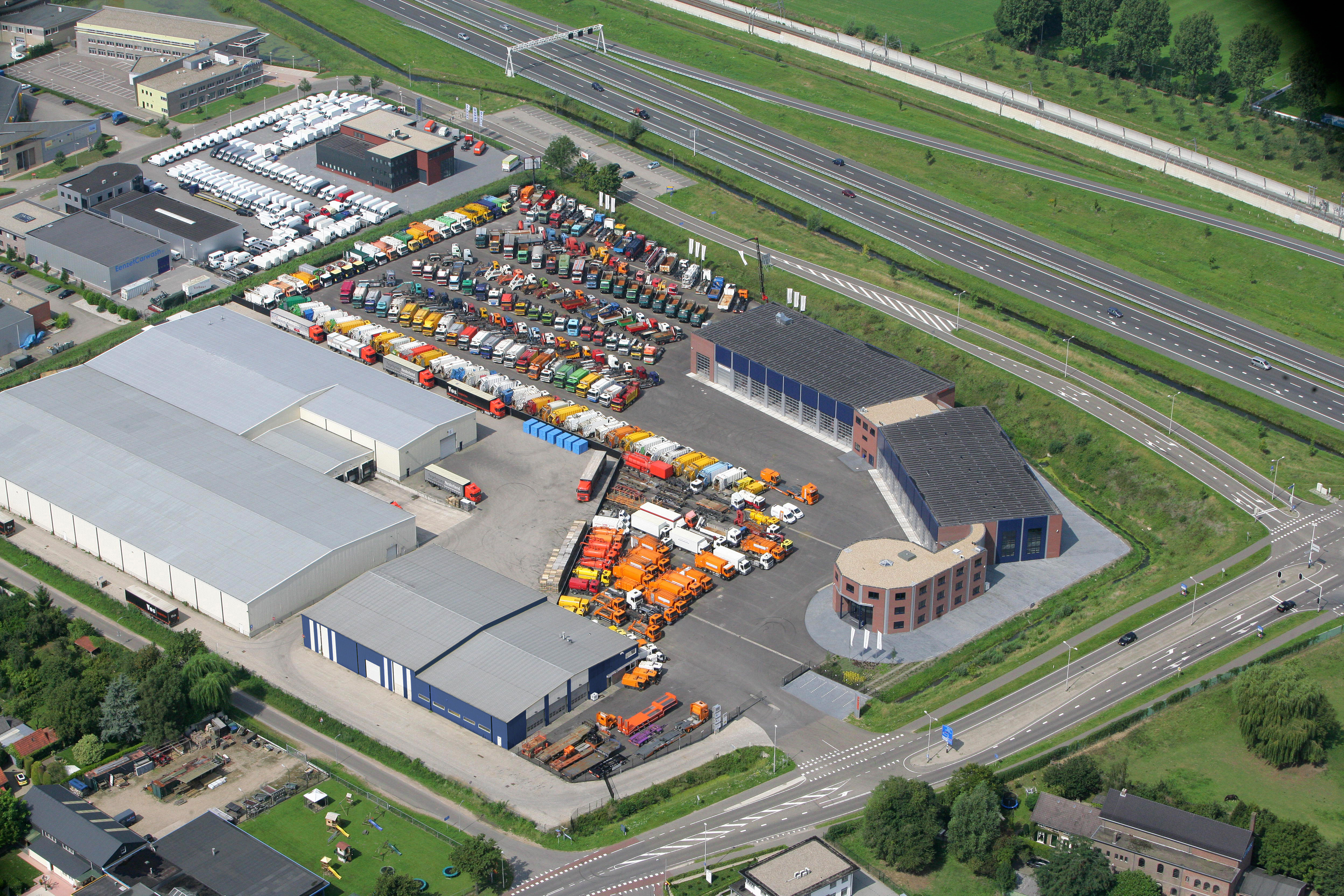 CLEAN MAT TRUCKS B.V. - 卡车 OPEL - 年: 2014, 欧洲5类, 变速箱: 手动 undefined:图1