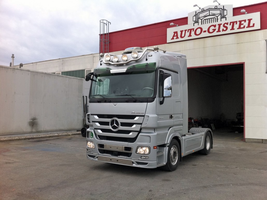 Auto Gistel Nutzfahrzeuge e.K. - 牵引车 - 变速箱: 自动, 空调 undefined：图1