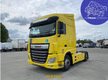 牵引车 DAF XF