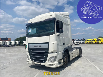 牵引车 DAF XF