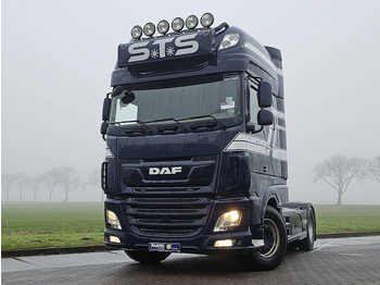牵引车 DAF XF 530
