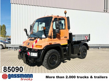 栏板式/ 平板卡车 UNIMOG U300
