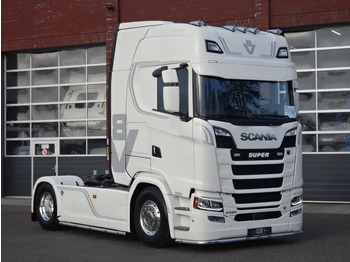牵引车 SCANIA